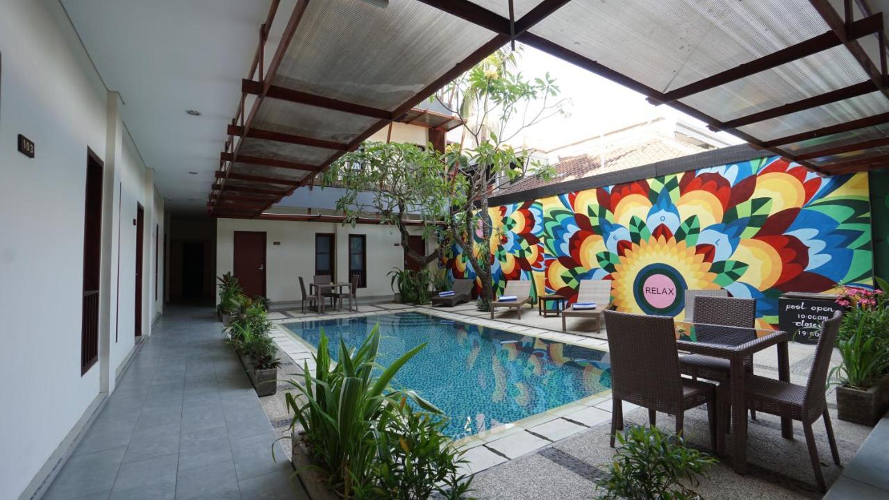 Reddoorz Near Legian Street Hotel Exterior foto